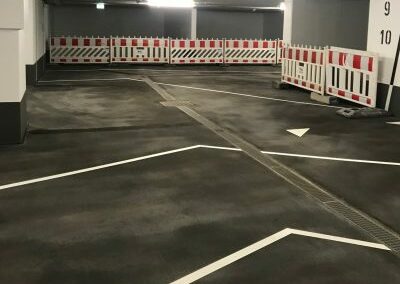 Gussasphalt in einer Tiefgarage in der Damenstiftstraße 9 in München